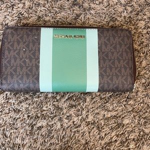 Barely used!  Great condition.